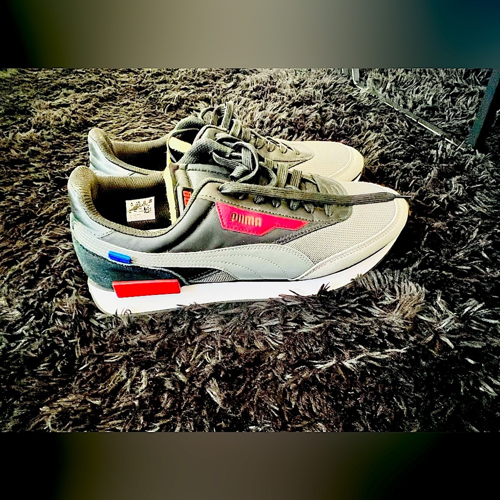 Barely used Puma Men’s Sneakers